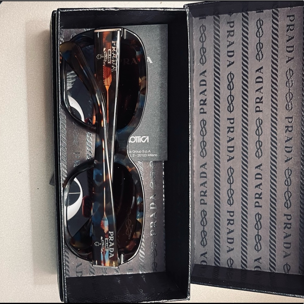 PRADA Sunglasses Brand New